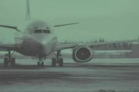 В Московских аэропортах сообщили о задержках рейсов из-за непогоды