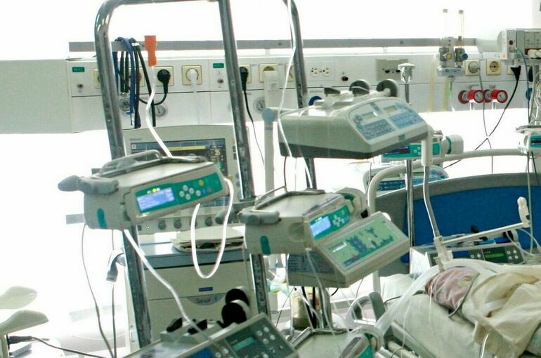 Медицинское оборудование передали в больницу в Херсонской области