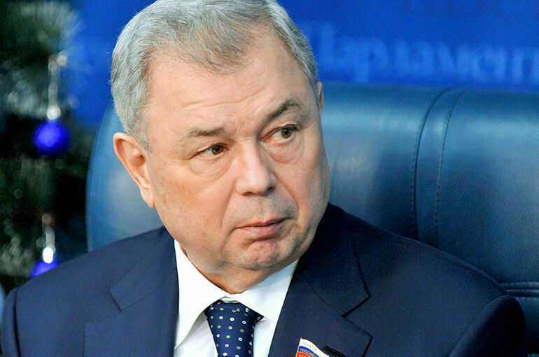 Артамонов объяснил отмену института консолидированных групп налогоплательщиков