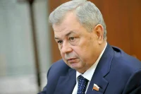 Артамонов предложил сокращать непроизводительные расходы в экономике