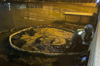 В акватории Таманского залива разлилось около трех тонн мазута