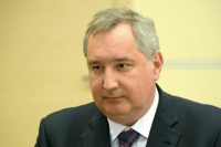 Жена Рогозина опровергла информацию о своей контузии 