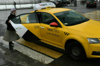 Совет Федерации одобрил закон о такси