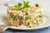 В Минздраве призвали не переедать за новогодним столом