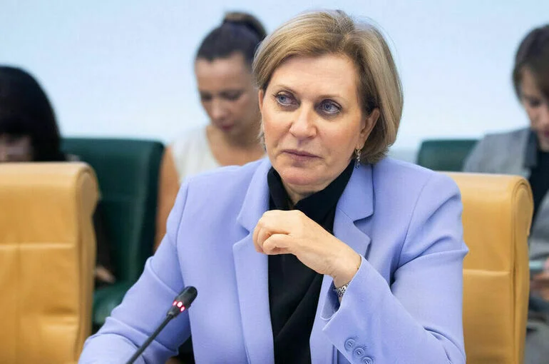 Попова: Принимаемые противоэпидемические меры позволяют избежать жестких ограничений