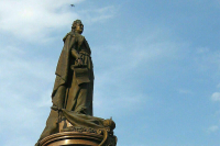 СМИ сообщают о начале демонтажа памятника Екатерине II в Одессе