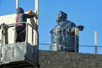 В Одессе демонтировали памятники Екатерине II и Александру Суворову