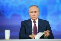 Путин подписал закон о снижении платежей по микрозаймам