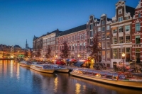 В Нидерландах в новогоднюю ночь задержали десятки людей