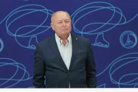 Состояние заболевшего пневмонией тренера по фигурному катанию Мишина улучшилось
