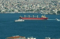 Босфор временно закрыли для прохода судов