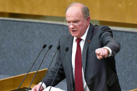 Зюганов предложил ввести бесплатное питание для старшеклассников