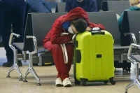 Какие услуги авиакомпании обязаны предоставлять пассажирам задержанных рейсов