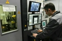Депутаты рассказали об условиях, которые создают для молодых ученых