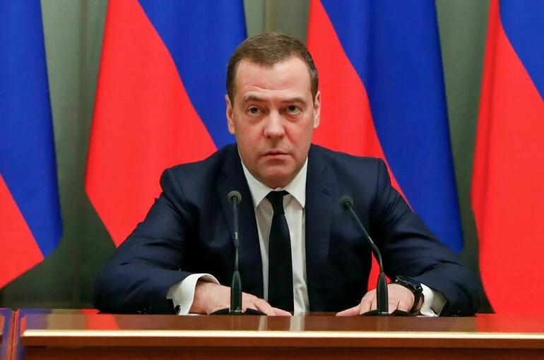 Медведев заявил, что ядерные державы никогда не проигрывали крупных войн