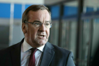 Писториус вступил в должность министра обороны Германии