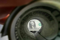 Внешний долг России за год снизился на 20,8% 