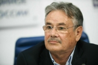 Кинорежиссер Чухрай назвал работы Досталя недооцененными