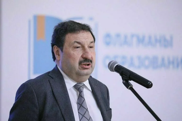 Владимир Мау освобожден от должности ректора РАНХиГС