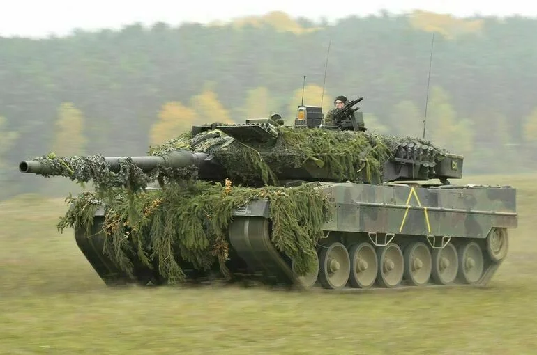 Германия передаст Украине 14 танков Leopard 2