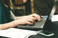 Что опасно репостить в интернете