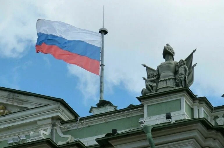 В программы вузов включат курс «Основы российской государственности»