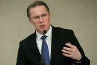 Мурашко заявил, что в 2022 году 44 тысячи женщин отказались от аборта