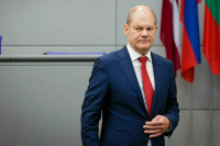 Лавров заявил, что Шольц известен способностью менять позицию по Украине