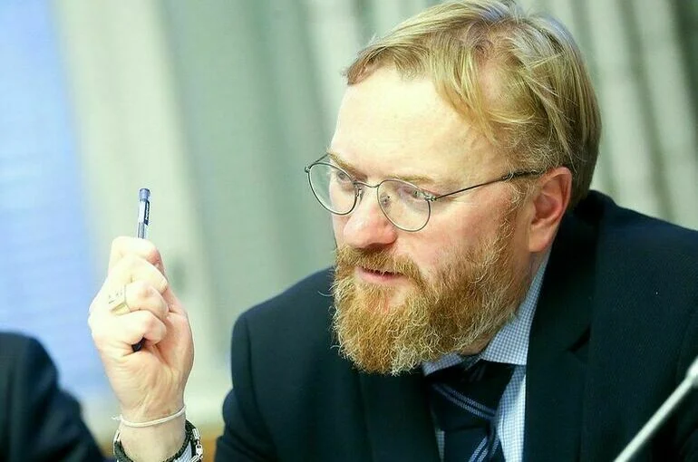 Милонов рассказал, как украинские войска разбомбили школу в ДНР