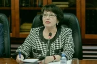 Талабаева призвала Минприроды помочь разработать правила заготовки кедровых орехов