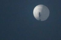 Власти США заявили, что считают китайский аэростат над страной шпионским