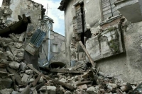 В Турции спасатели обнаружили под завалами тела двух россиян