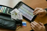 Свыше 13 тысяч автомобилистов в ЛНР обменяли водительские права