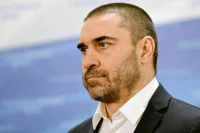 Депутата Хубезова наградили орденом Мужества