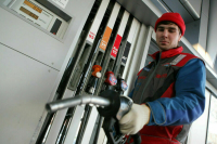 Биржевая цена бензина Аи-92 выросла за неделю на 9,8 процента