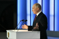 Президент призвал запустить программу льготной аренды жилья для работников ОПК