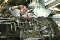 Президент заявил, что безработица в России снизилась до 3,7%