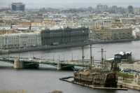 Петербург вернулся к норме о лишении депутатского мандата за прогулы