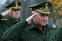 Картаполов поздравил военных и их семьи с Днем защитника Отечества