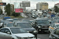 Машины злостных нарушителей предложили конфисковывать на нужды армии