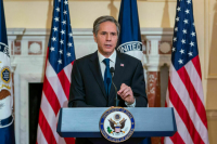 Блинкен: США примут меры против компаний КНР, поддерживающих Россию