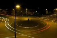 В России с 1 марта изменились правила движения по кругу