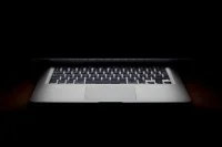Роскомнадзор заблокировал фотобанк Shutterstock