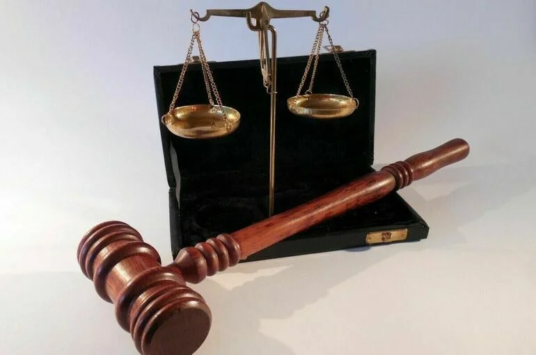 Экс-глава дознания ФТС приговорен к 10 годам за злоупотребления полномочиями
