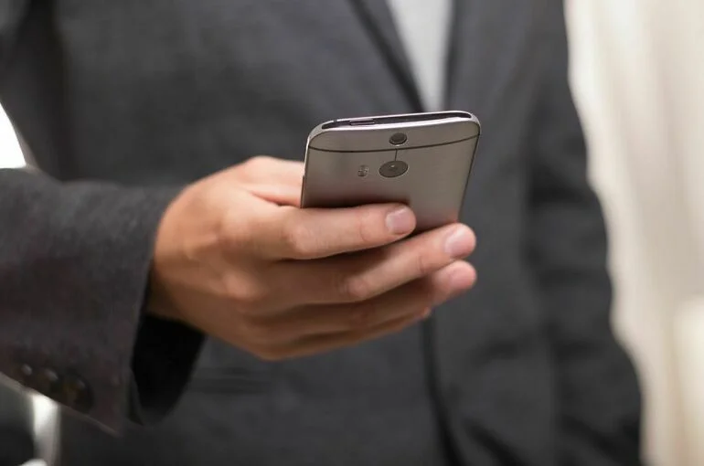 Госуслуги в Telegram и WhatsApp не придут