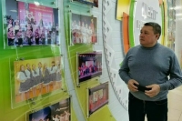 В северном селе Белоярск построили теплую остановку общественного транспорта