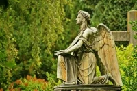 Для занятых в области похоронного дела подготовили новый профстандарт