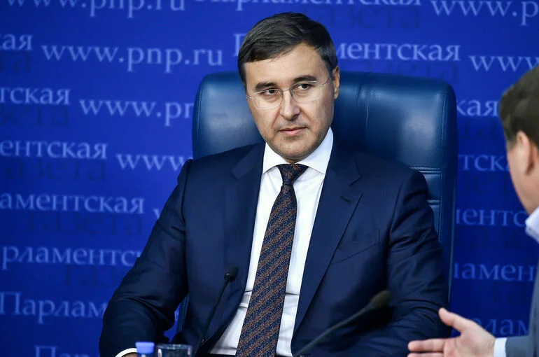 Фальков заявил, что для обучения в магистратуре будет достаточно года