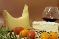 Врач назвал запрещенные при мигрени продукты