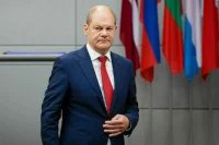 Шольц сообщил о регулярных беседах с Путиным